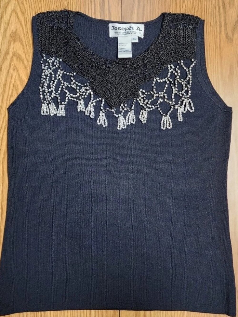 Joseph A Womens Sleeveless Knit Pullover Black With Silver Embellishments Sz XL